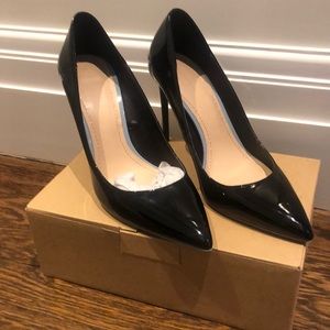 Zara black shoes. High heels.